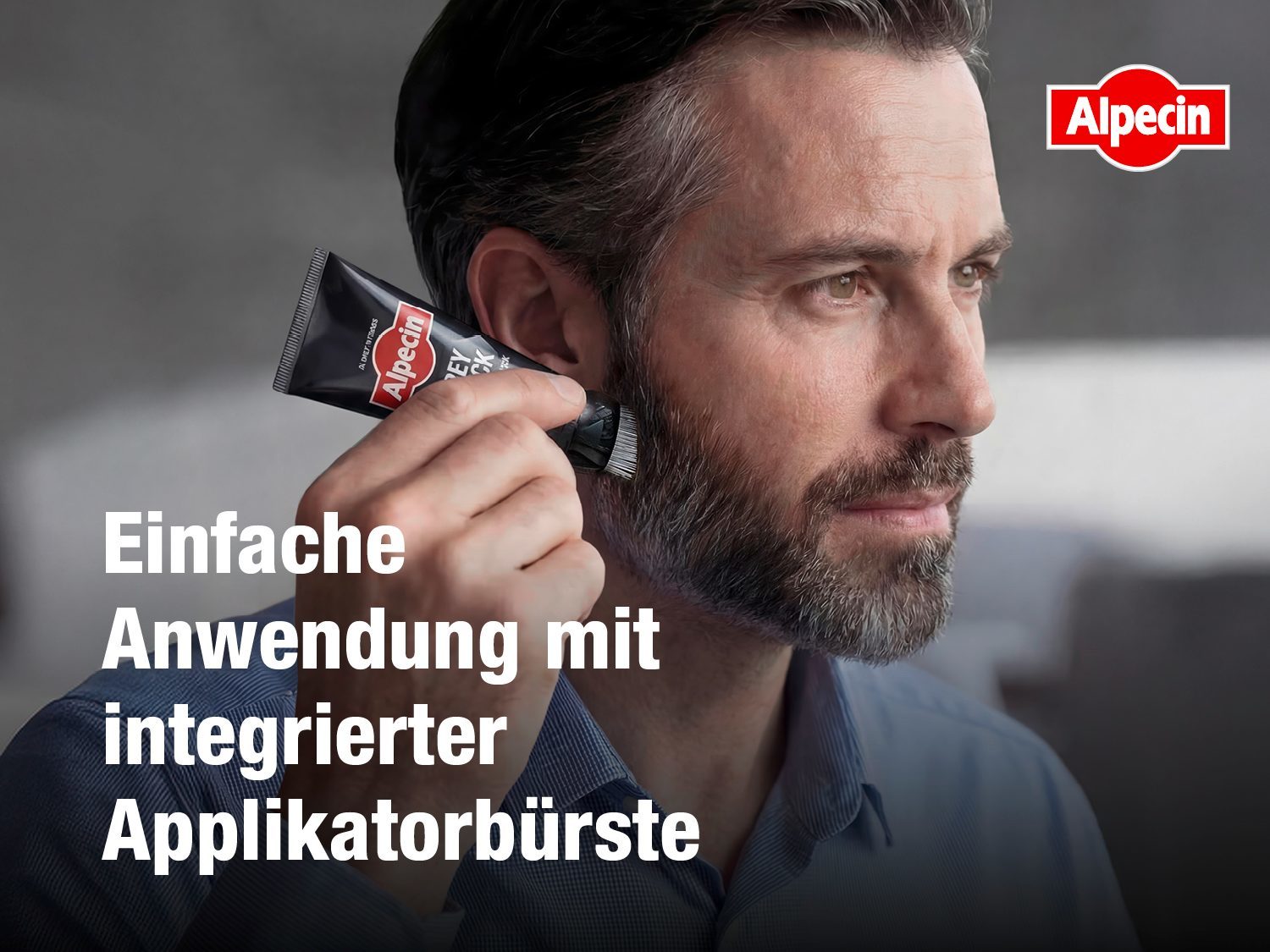 Anwendung: Mann trägt Produkt mit integrierter Applikatorbürste seitlich am Bart auf; Text „Einfache Anwendung mit integrierter Applikatorbürste“.